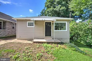 821 Wabank, Lancaster, PA 17603 - Photo 2