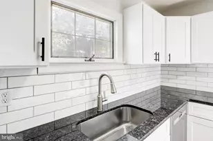 821 Wabank, Lancaster, PA 17603 - Photo 12