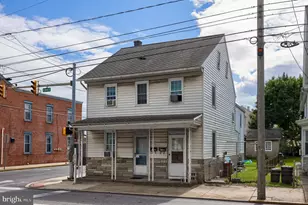 102 N Main St, Manheim, PA 17545 - Photo 2