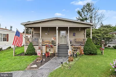 132 Amber Circle, New Holland, PA 17557 - Photo 2