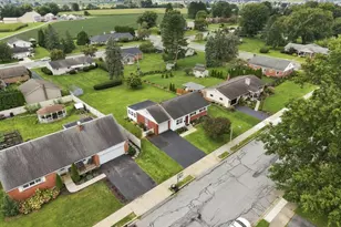 1242 Marie Ave, Ephrata, PA 17522 - Photo 4