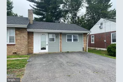 2822 Lincoln Hwy E #B, Ronks, PA 17572 - Photo 1