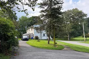 1055 Rawlinsville Rd, Willow Street, PA 17584 - Photo 4