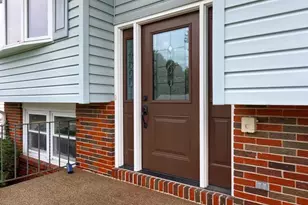 131 S Oak St, Lititz, PA 17543 - Photo 4