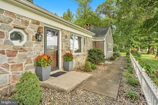 4075 Nolt Rd, Mount Joy, PA 17552 - Photo 8
