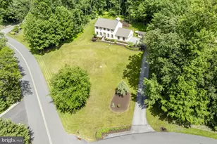 2225 Laurel Springs Dr, Narvon, PA 17555 - Photo 4
