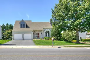 108 Willow Ridge, New Holland, PA 17557 - Photo 2