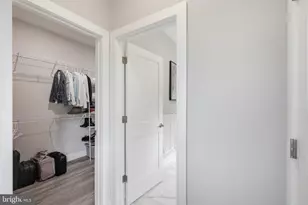 327 E Woods Dr, Lititz, PA 17543 - Photo 48