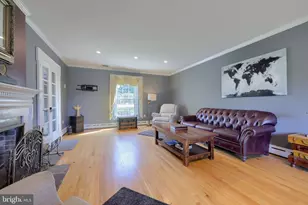19 W King St, Ephrata, PA 17522 - Photo 20