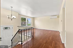 111 Tanglewood Ln, Lancaster, PA 17601 - Photo 2