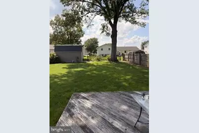110 N Custer Avenue, New Holland, PA 17557 - Photo 2