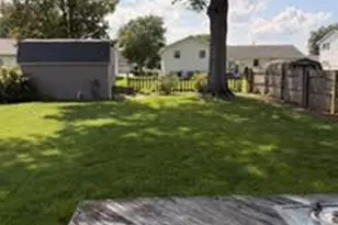 110 N Custer Ave, New Holland, PA 17557 - Photo 2