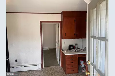 110 N Custer Avenue, New Holland, PA 17557 - Photo 6