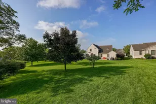 1077 Cambridge Dr, Manheim, PA 17545 - Photo 14