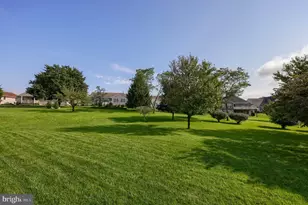 1077 Cambridge Dr, Manheim, PA 17545 - Photo 10