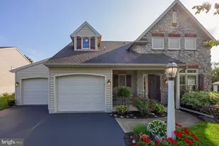 1077 Cambridge Dr, Manheim, PA 17545 - Photo 8