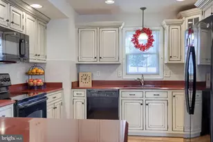 1077 Cambridge Dr, Manheim, PA 17545 - Photo 32