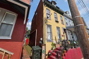 321 N 2nd St, Columbia, PA 17512 - Photo 2