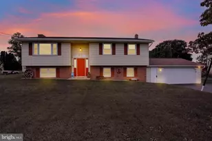1861 Hauenstein Rd, Elizabethtown, PA 17022 - Photo 2