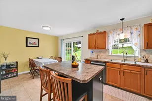 34 Silver Maple Cir, Ephrata, PA 17522 - Photo 8