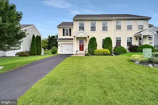 34 Silver Maple Cir, Ephrata, PA 17522 - Photo 1