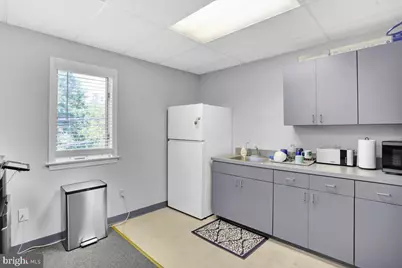 2137 Embassy Drive #208, Lancaster, PA 17603 - Photo 14