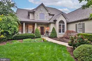 813 Woodfield Dr, Lititz, PA 17543 - Photo 1