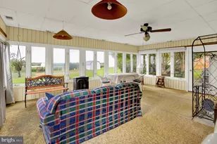 250 Sprecher Rd, Lancaster, PA 17603 - Photo 12