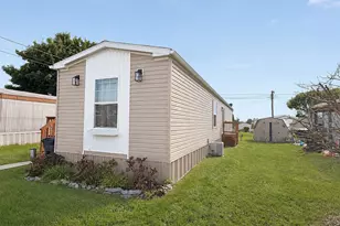 475 Wabash Rd, Ephrata, PA 17522 - Photo 2