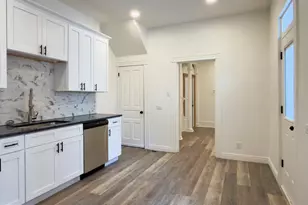 15 S Ann St, Lancaster, PA 17602 - Photo 4