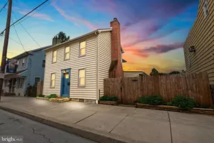 608 Manor St, Columbia, PA 17512 - Photo 2