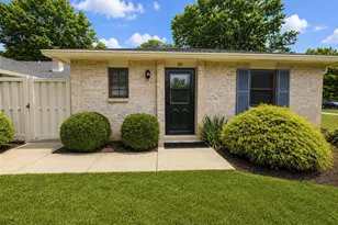 410 Valleybrook Dr, Lancaster, PA 17601 - Photo 1