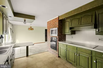 301 E Lancaster Avenue, Denver, PA 17517 - Photo 14