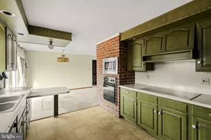 301 E Lancaster Ave, Denver, PA 17517 - Photo 14
