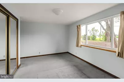 301 E Lancaster Avenue, Denver, PA 17517 - Photo 18