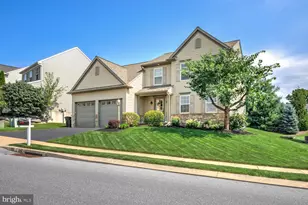605 Hamaker Rd, Manheim, PA 17545 - Photo 2