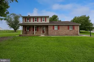 1920 Rockvale Rd, Lancaster, PA 17602 - Photo 2