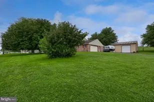 1920 Rockvale Rd, Lancaster, PA 17602 - Photo 1