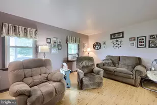 1920 Rockvale Rd, Lancaster, PA 17602 - Photo 12