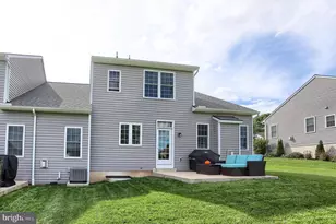 711 Radio, Elizabethtown, PA 17022 - Photo 32