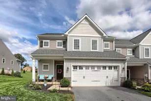 711 Radio, Elizabethtown, PA 17022 - Photo 1