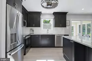 104 Oxford Dr, Lititz, PA 17543 - Photo 8
