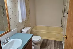 10 Madge Dr, Lancaster, PA 17603 - Photo 8