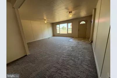354 E Main Street, Leola, PA 17540 - Photo 2