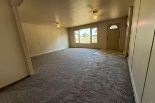 354 E Main St, Leola, PA 17540 - Photo 2