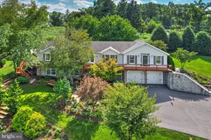 3701 E Elizabethtown Rd, Manheim, PA 17545 - Photo 1