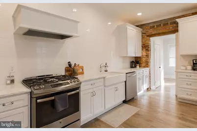 216 W Chestnut Street, Lancaster, PA 17603 - Photo 16