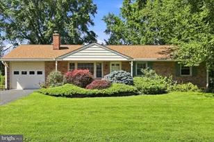 18 Pfautz Ave, Lititz, PA 17543 - Photo 1