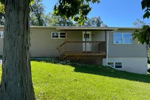 716 Red Hill Rd, Narvon, PA 17555 - Photo 1