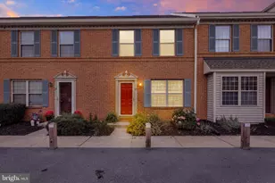 373 Meetinghouse Ln, Lancaster, PA 17601 - Photo 2